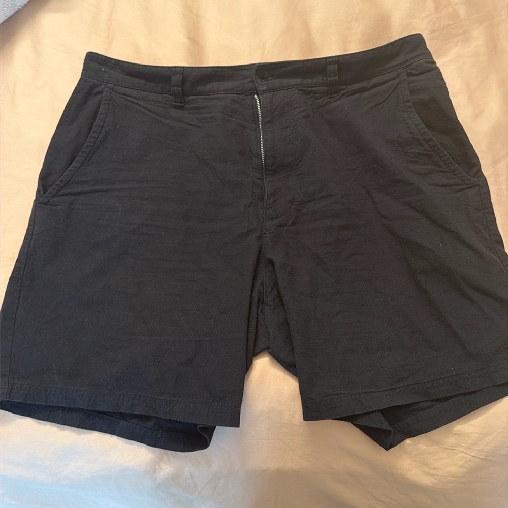 Men’s rag and bone textured shorts, lightly worn